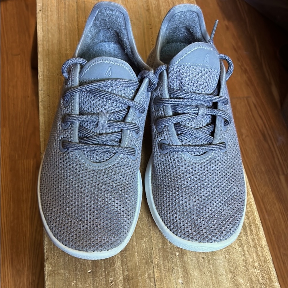 Allbirds Tree Runners - Picture 4 of 7